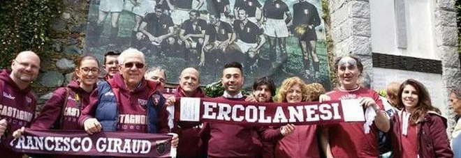 I tifosi del Torino solidali con i Vesuviani 