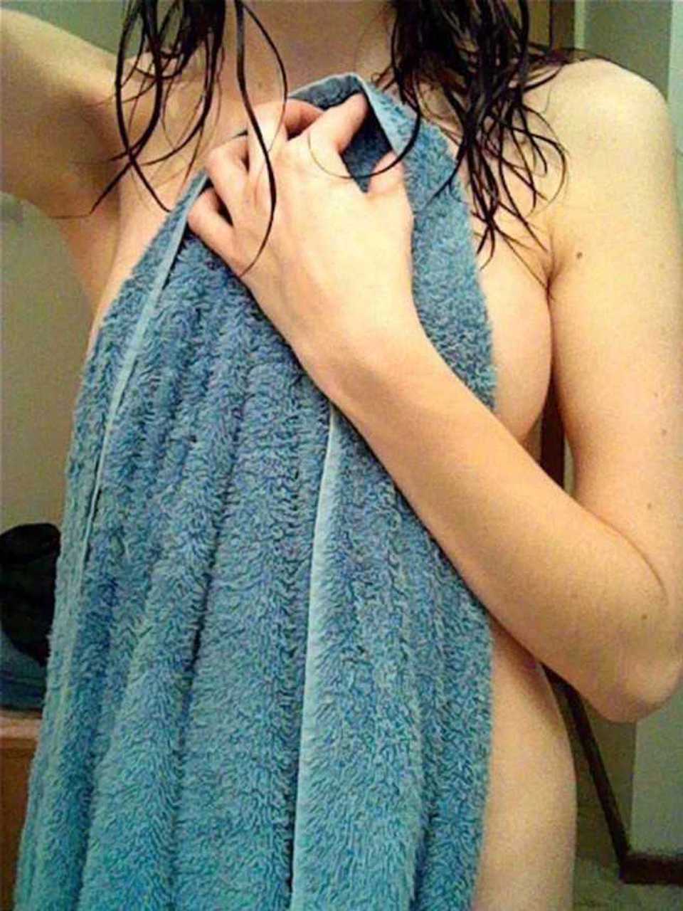 Sesso hardcore nella doccia