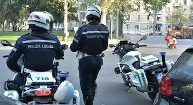 Ponticelli, in scooter con il coltello: denunciato 14enne