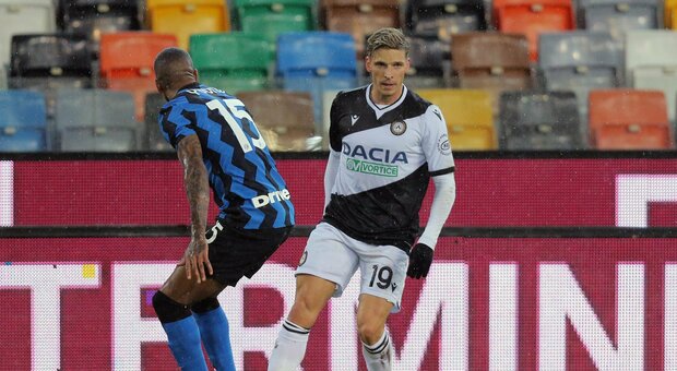 L'Inter non approfitta della caduta del Milan, pari a Udine: Conte rosso