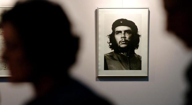 Il Che, simbolo di ribellione: un mito a 50 anni dalla morte