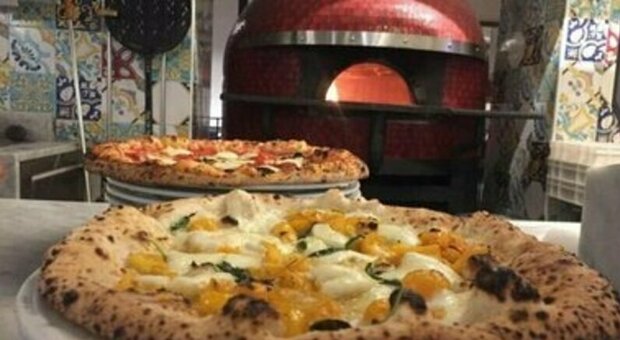 Giugliano, 11 lavoratori su 19 al nero in una pizzeria: sanzioni per oltre 20mila euro