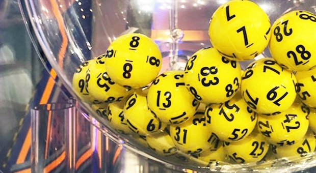 Lotto, Napoli fa festa: centrata una quaterna da 120mila euro
