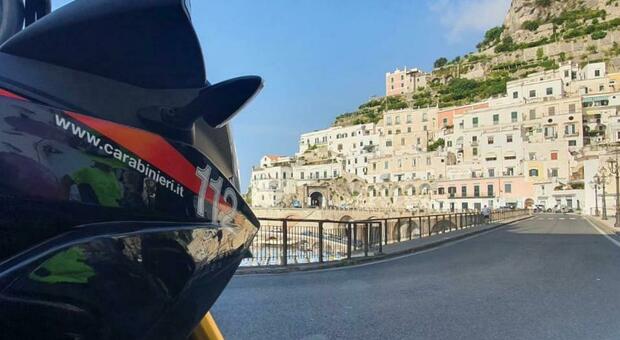 Spaccio di stupefacenti, dieci indagati in Costiera Amalfitana