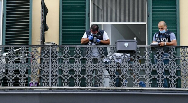 Bimbo di 3 anni precipita dal balcone e muore sul colpo a Napoli