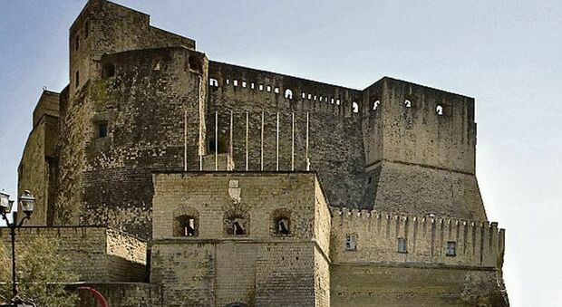 Napoli, Castel dell'ovo chiuso anche domani per lavori di manutenzione