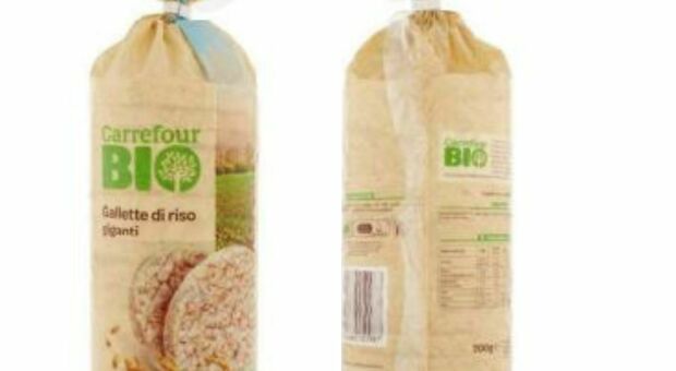 Gallette di riso Carrefour ritirate dai supermercati, ministero: «Possibile presenza di micotossine»