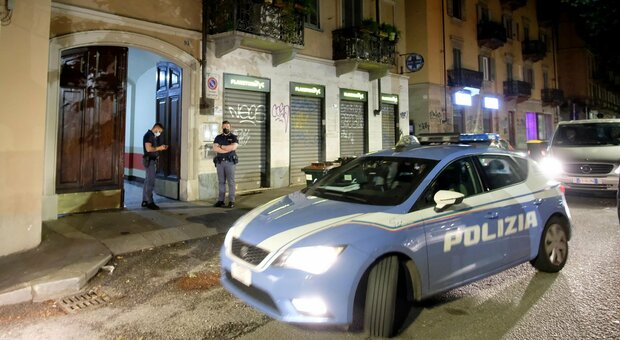 Giovane 25enne decapitato in casa a Torino