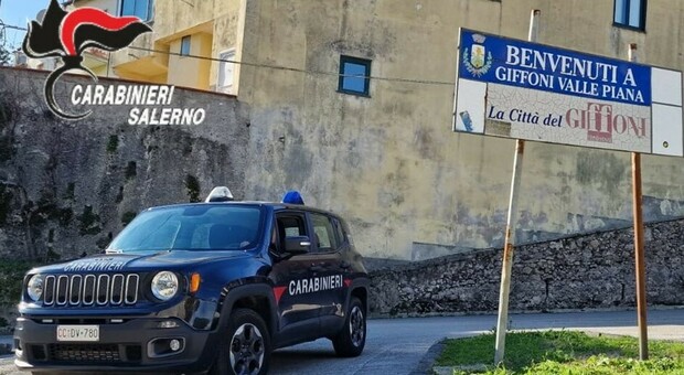 Carabinieri a Giffoni Valle Piana
