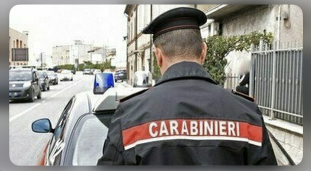 Napoli, controlli in strada e droga: sequestrata anche finta pistola