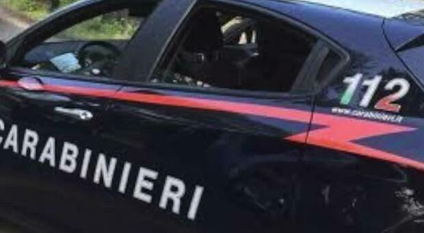 Carabiniere trovato morto in casa: si è sparato con la pistola d'ordinanza, terzo caso in pochi giorni