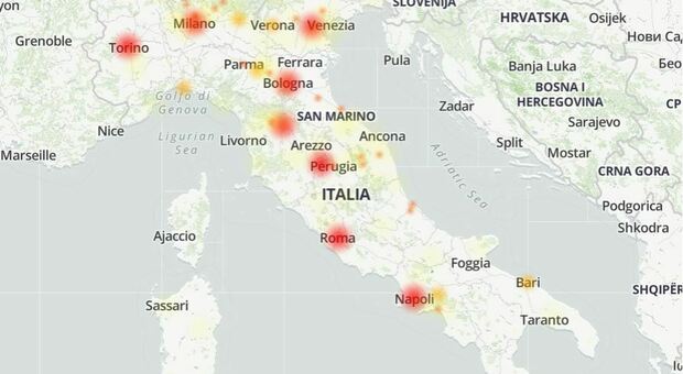 Tim down, disservizi segnalati da molti utenti in Italia: escluso l'attacco hacker