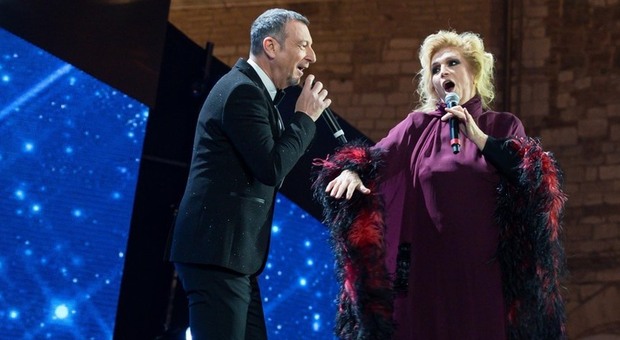 Sanremo 2023, Iva Zanicchi lancia un appello ad Amadeus: "Portami come ospite"