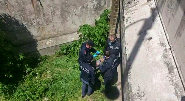 Ancora un drone con la droga «atterra» vicino una cella del carcere di Avellino