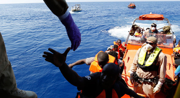 Migranti, guardia costiera libica: le Ong agevolano le partenze