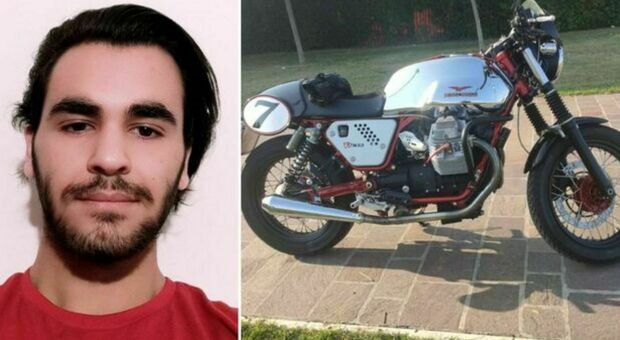Incidente in moto, Giordano muore a 21 anni: «Era l'ultimo giro sulla Guzzi, l'aveva messa in vendita»