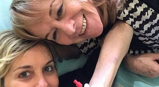 Nadia Toffa, la mamma: «Le ho detto una bugia per portarla all'hospice»