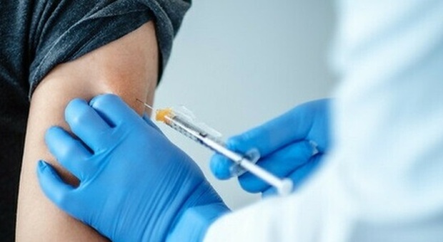 Vaccino contro l'Aids, al via sperimentazione di Moderna: somministrata la prima dose