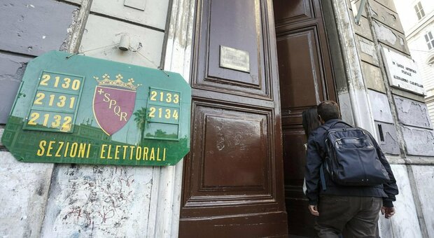 Elezioni regionali Lazio e Lombardia, il cdm approva il voto in due giorni: 12 e 13 febbraio fino alle 15