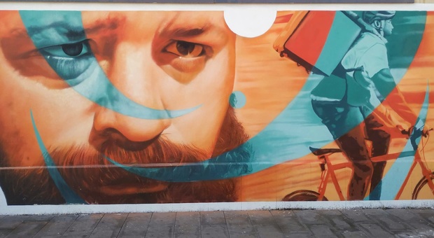 Gianturco, inaugurato il murale per Antonio Prisco: l'omaggio al sindacalista da parte di amici e parenti