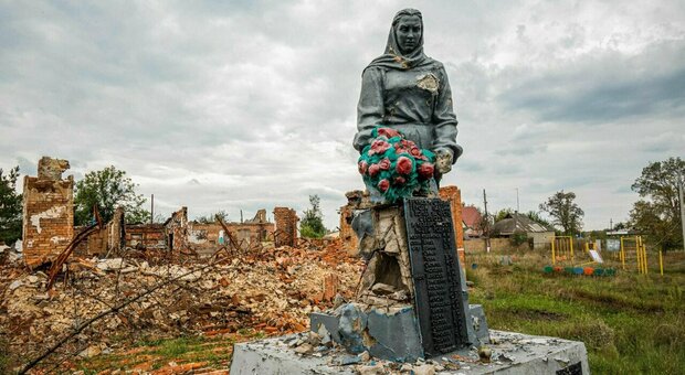 Ucraina, 349 miliardi per ricostruire i danni causati fino a oggi: in macerie più di 800mila abitazioni