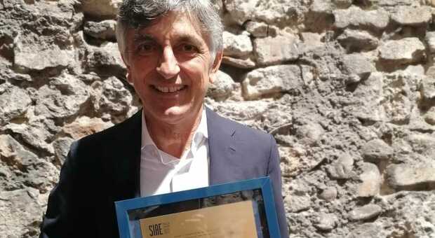 Premio Siae a Vincenzo Salemme: «Ha reso moderna una tradizione antica»