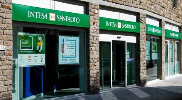 Intesa Sanpaolo, incentivi per le piccole e medie imprese in Campania, Calabria e Sicilia