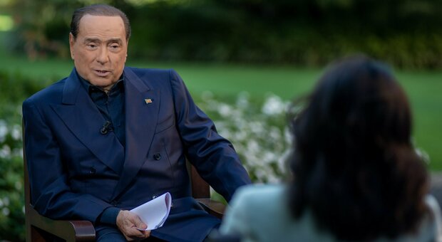 Silvio Berlusconi ai giovani napoletani di Forza Italia: «I nostri governi sono quelli che hanno fatto di più per il Sud»