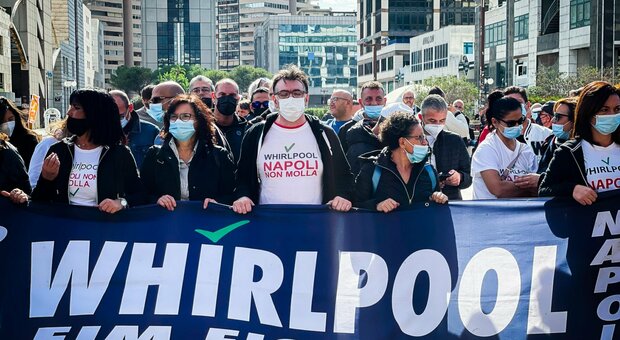 Whirlpool Napoli, intesa per acquisizione del sito in attesa della reindustrializzazione