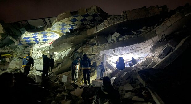 Terremoto Turchia e Siria oggi: oltre 3.613 morti, migliaia sotto le macerie. Sisma registrato in tutto il mondo