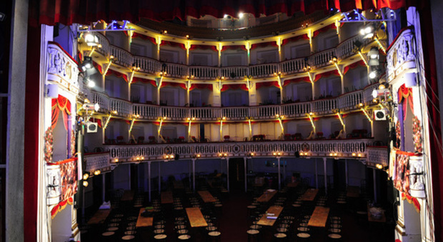 Al Teatro Sannazaro in scena «Baccanti» di Laura Sicignano