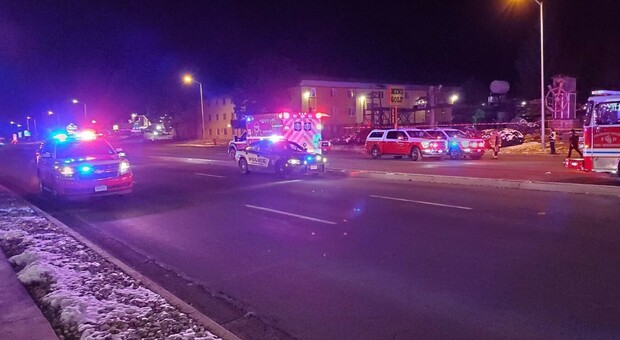 Colorado, strage in una discoteca gay. La polizia: «Cinque morti e almeno 18 feriti»
