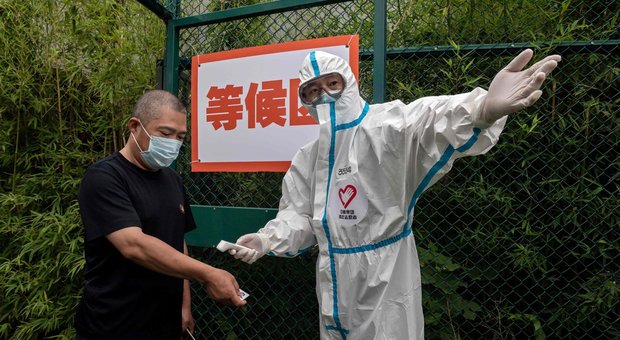 Coronavirus, 500.000 in lockdown vicino Pechino. Nel mondo 10 milioni di contagi