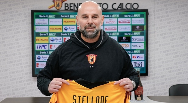 Roberto Stellone
