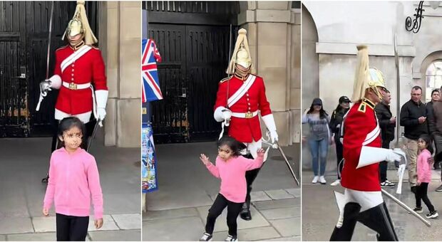 Guardia reale spaventa una bambina (che scappa e scoppia a piangere): «Stai alla larga»