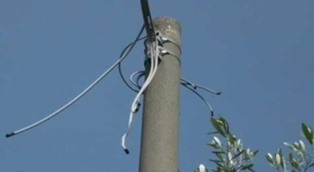 Cavi elettrici rubati a Mugnano, strade al buio: l'ira del sindaco