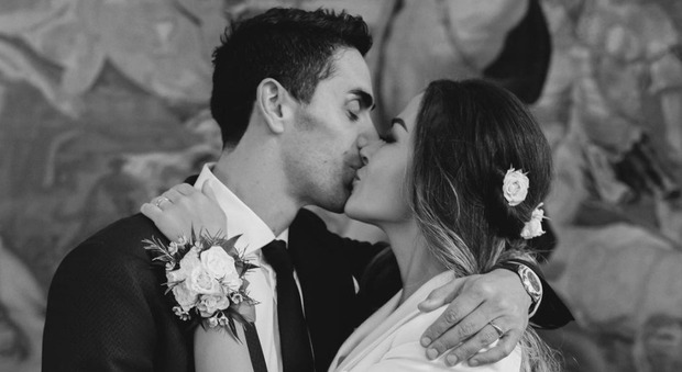 Giorgia Palmas e Filippo Magnini si sono sposati in segreto, ecco le foto. «Siamo marito e moglie davvero!»