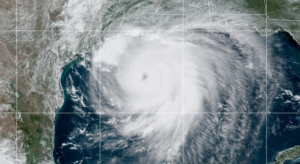 Uragano Laura si rafforza a categoria 4 e spaventa gli Stati Uniti. «Potenzialmente catastrofico»