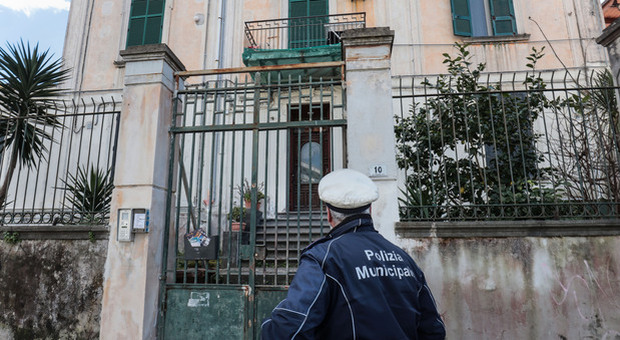 Neonato ustionato a Portici, genitori condannati a 6 anni: il pm ne aveva chiesti 15