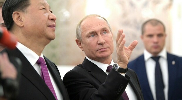 Putin incontra Xi, Russia e Cina mai così vicine: prove tecniche di terza guerra mondiale?