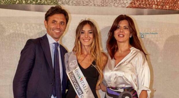 Miss Italia, la 26enne napoletana Viviana Matteucci vince il contest Campania e accede alle pre-finali