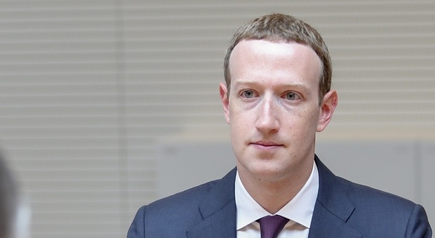 San Marino contro Facebook: la creatura di Zuckerberg rischia una multa da 4 milioni di euro per furto di dati e ricorsi a valanga
