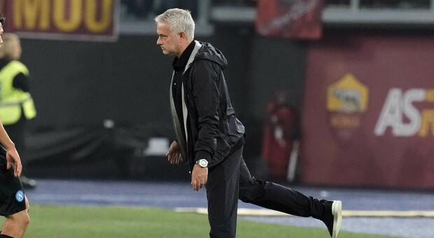 Roma, la stampa inglese: Mourinho è frustrato e vuole tornare al Chelsea