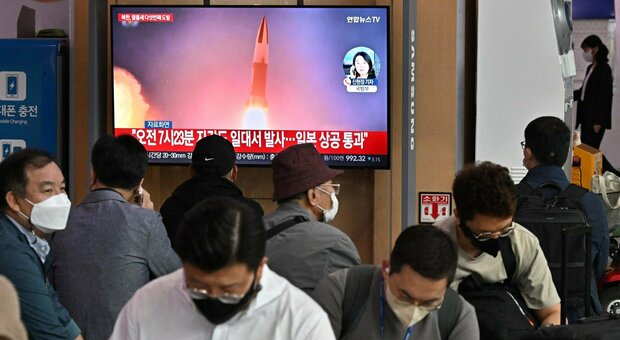 Corea del Nord, missile intercontinentale lanciato verso il Giappone