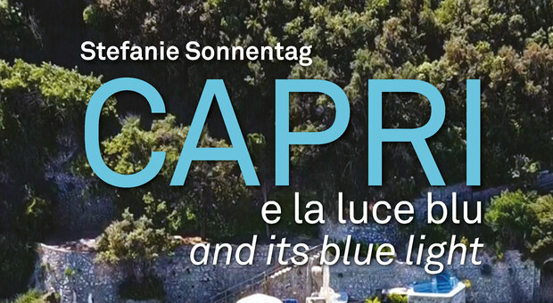 La presentazione di "Capri e la luce blu" al Gran Caffè Gambrinus