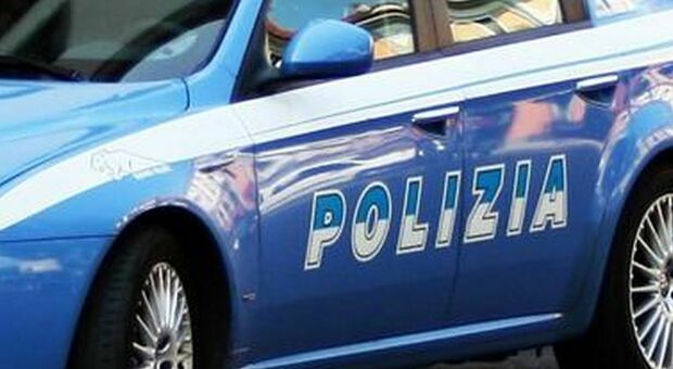 Pompei, sorpreso con droga e contanti: arrestato 22enne
