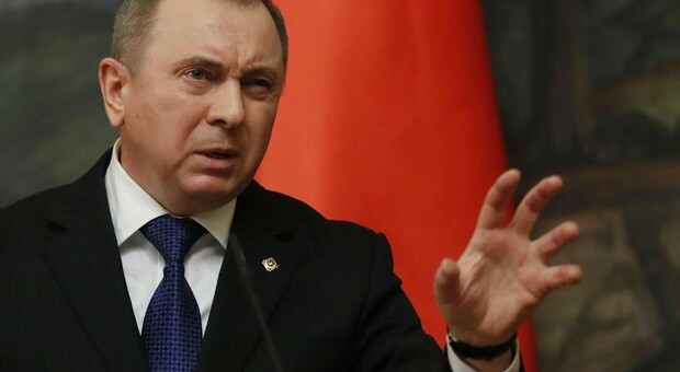 Vladimir Makei morto, il ministro degli Esteri della Bielorussia diceva «sto alla guerra in Ucraina il prima possibile». Chi era