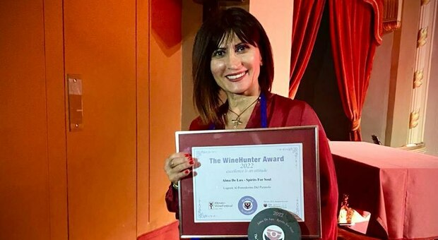Luisa Matarese ritira il premio Platinum WineHunter