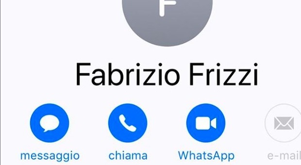 Fabrizio Frizzi, Nadia Toffa mostra il suo numero di telefono su Instagram: «Non l'ho mai cancellato»