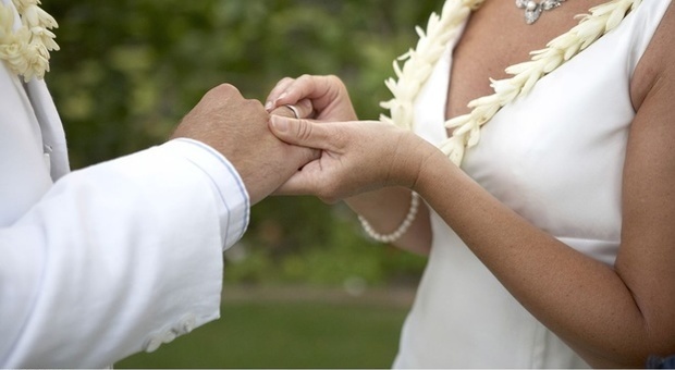 Contro il caro-matrimoni sgravi fiscali ai giovani sposi
